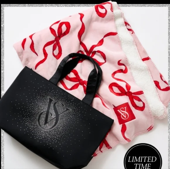 ❤️ VICTORIA'S SECRET Tote Bag & Blanket Set! ❤️